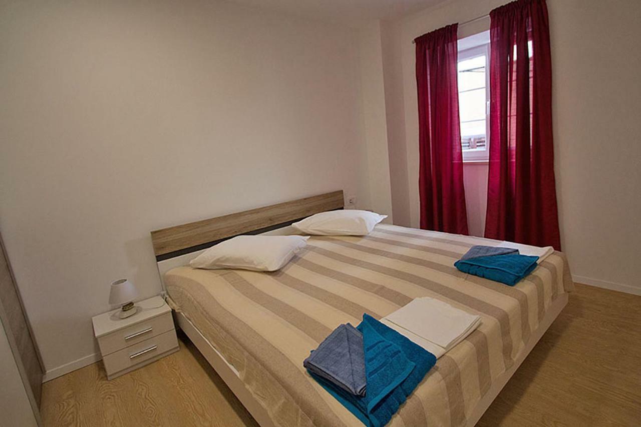 Apartment Carlitos Karlobag Ngoại thất bức ảnh