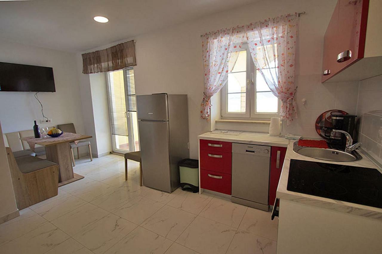 Apartment Carlitos Karlobag Ngoại thất bức ảnh